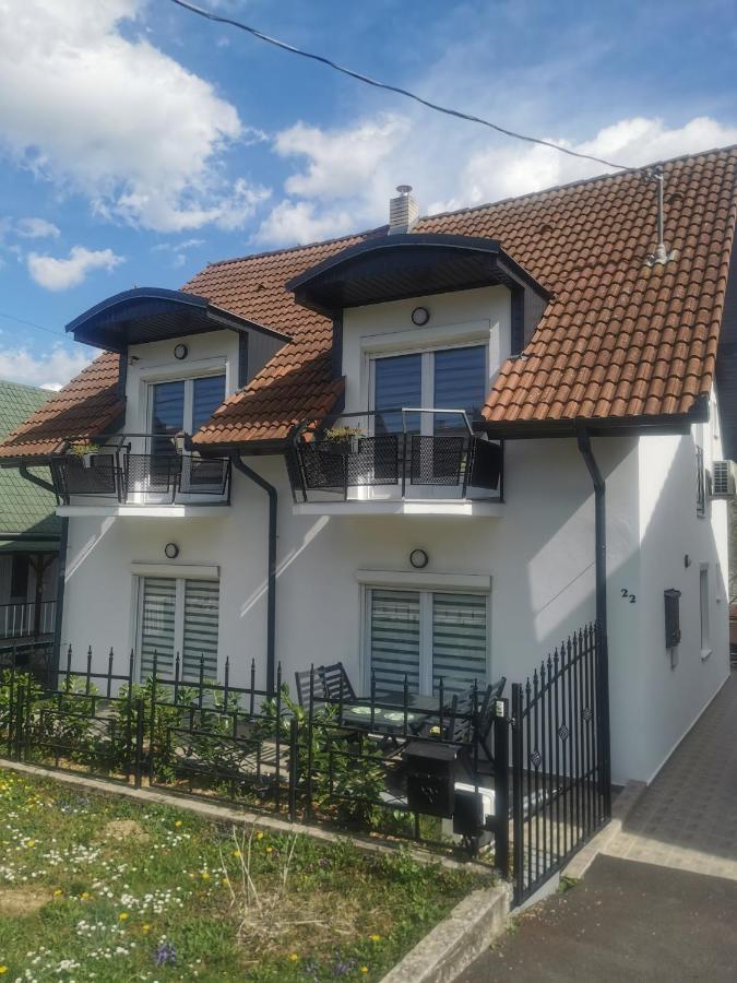 Bm Apartman Залакарос Екстериор снимка